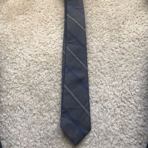 String beans skinny tie